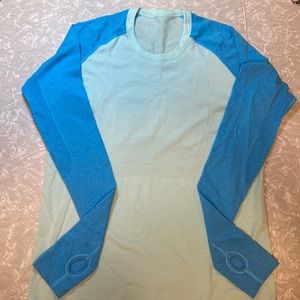 Lululemon Swiftly Tech Long Sleeve - two tone blue 💙